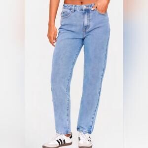 NWT PRETTYLITTLETHING MID BLUE WASH HIGH WAIST MOM JEANS Size 6